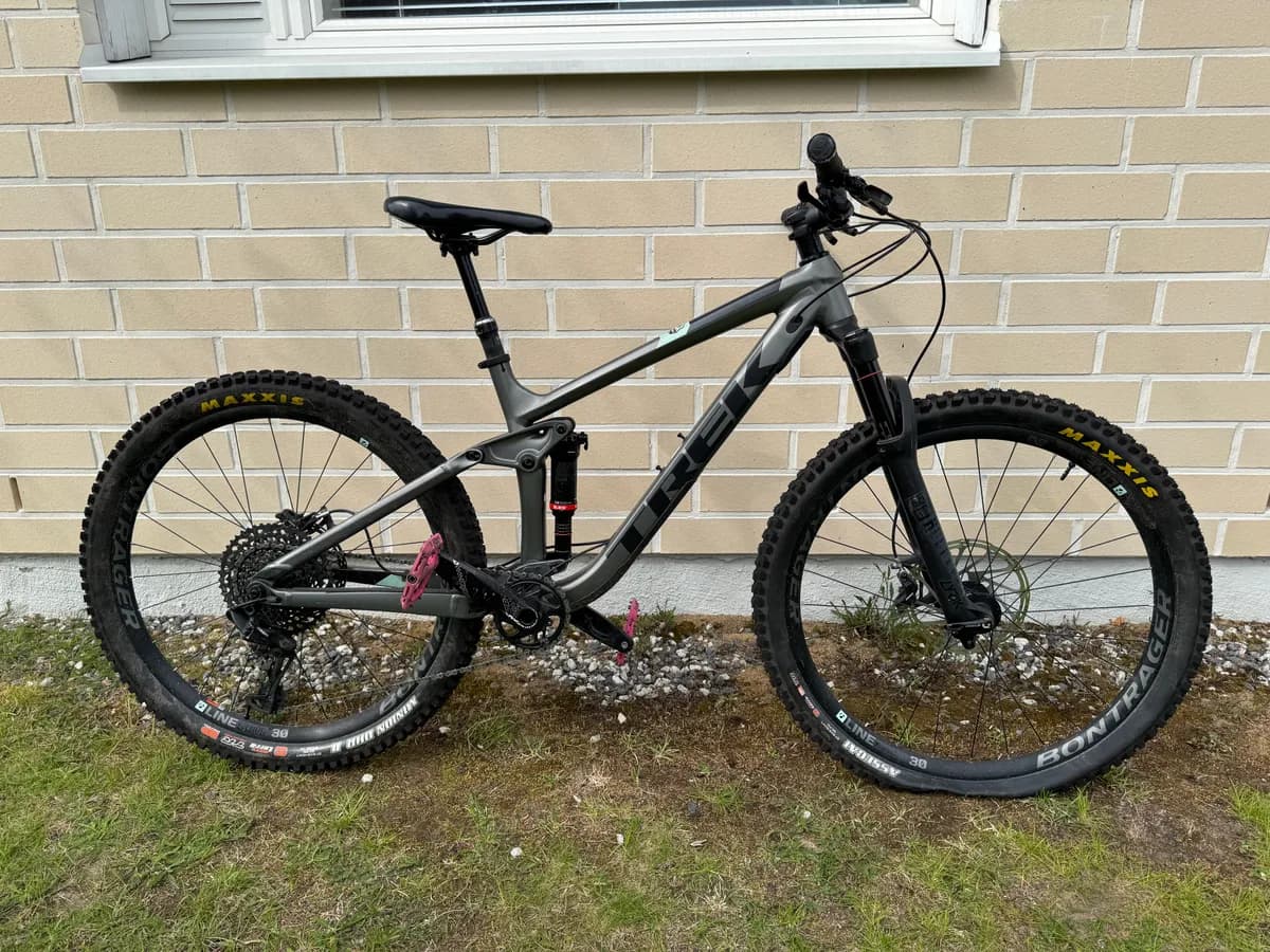 Trek Remedy 8