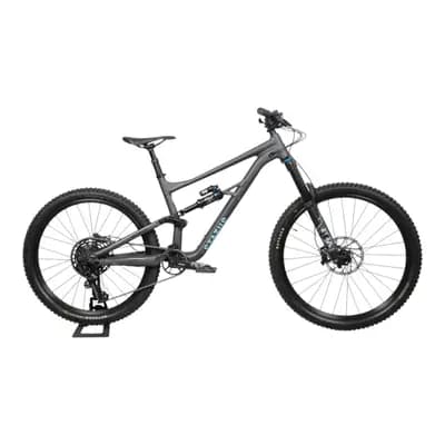 Specialized Status 160 - käytetty maastopyörä