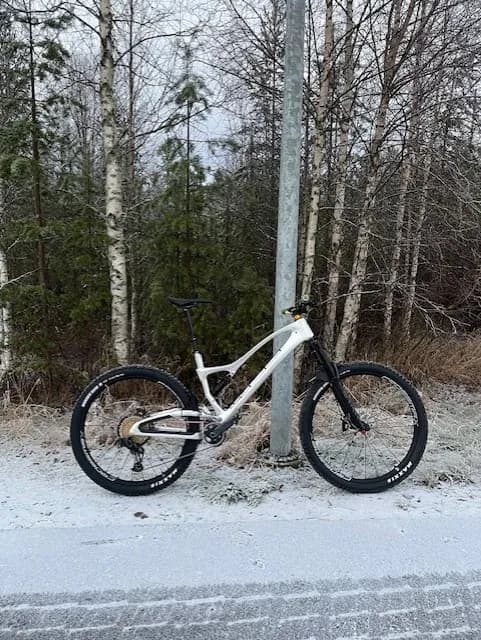 Pole Machine