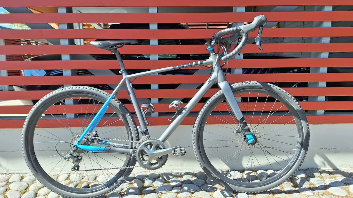 White Gx Pro 19