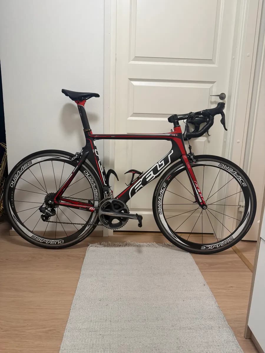 Felt AR1