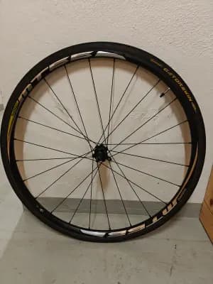 Shimano MT66 etukiekko Centerlock QR 622